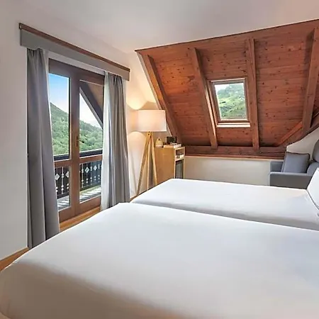 Melia De Tredos Hotel 4*