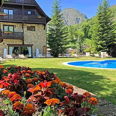 Melia De Tredos Salardú